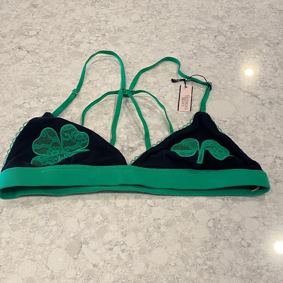 Victoria's Secret Emerald and Black Lace Bralette - Picture 2 of 5